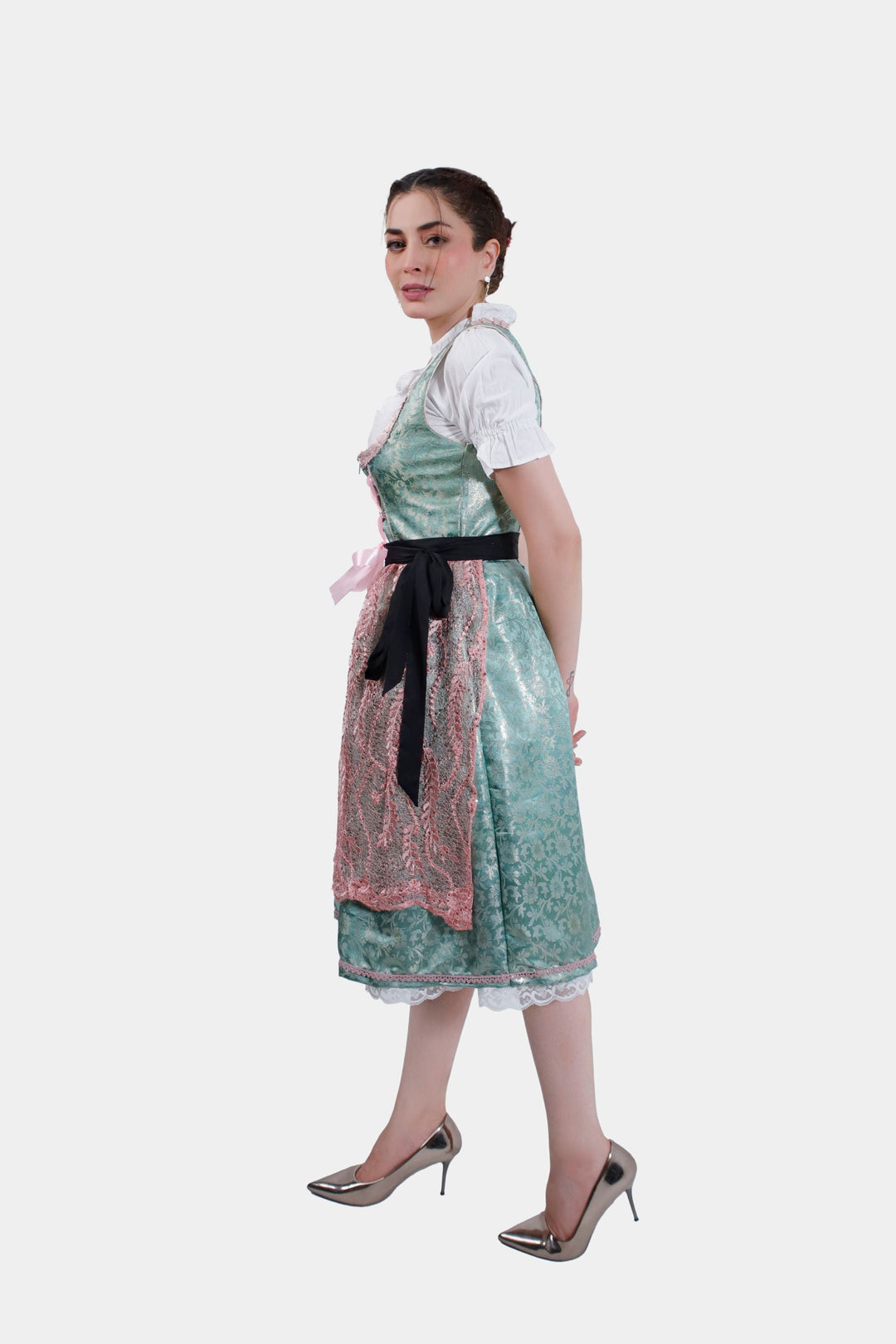 Dirndl Headey