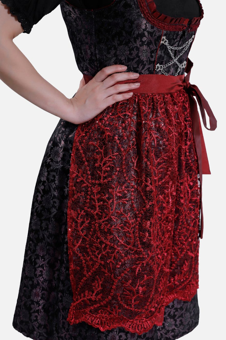 Dirndl Kekilli