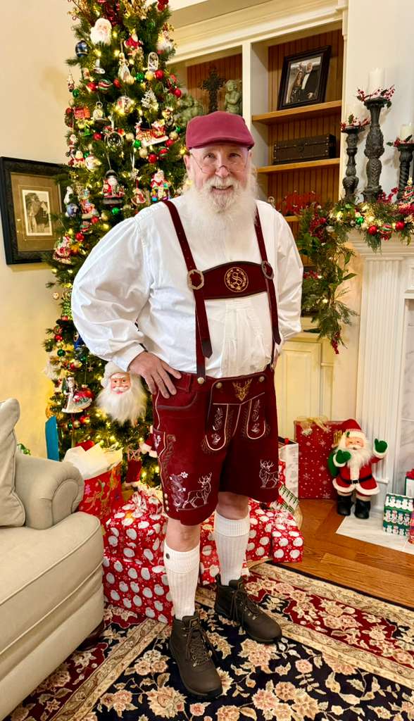 Santa Calvin Lederhosen